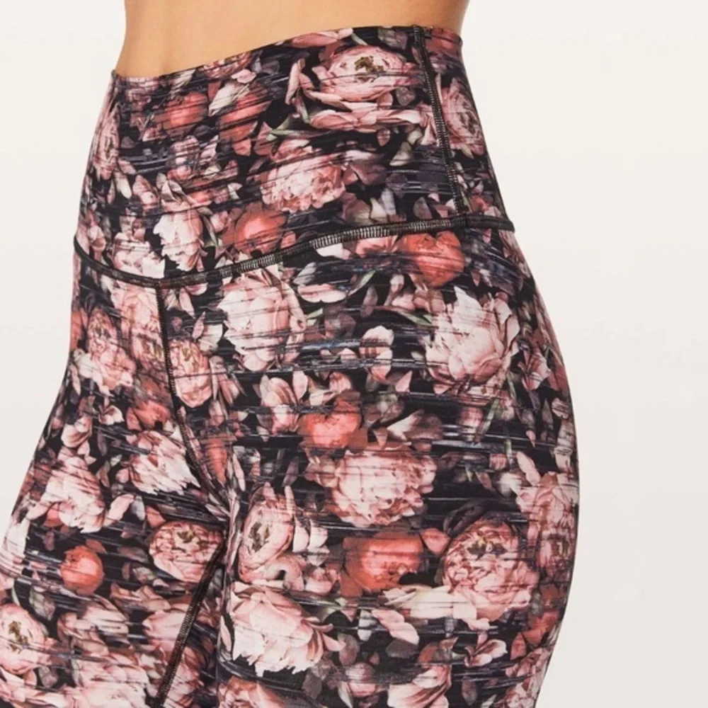 Lululemon Wunder Under Hi-Rise Tight‎ *Nulux